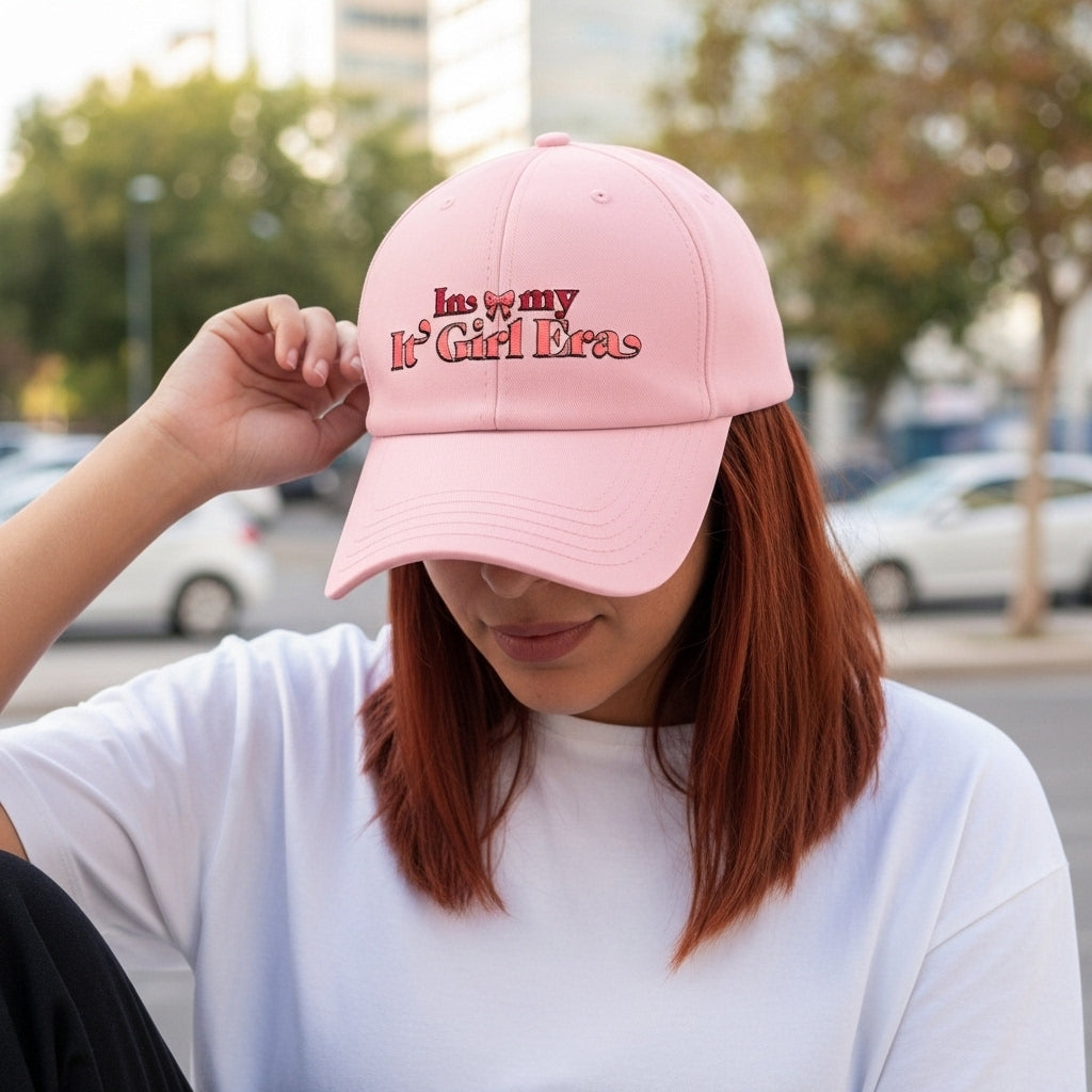 Boné In My It Girl Era